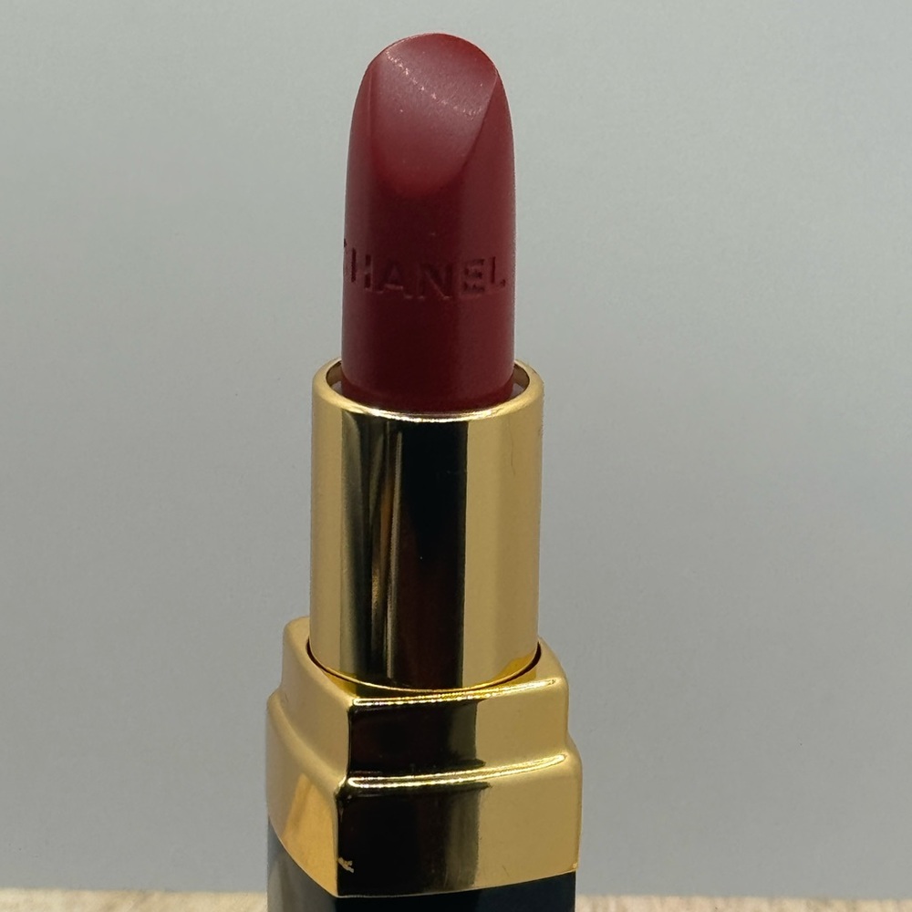CHANEL Rouge Coco Lipstick in the shade Gabrielle 444